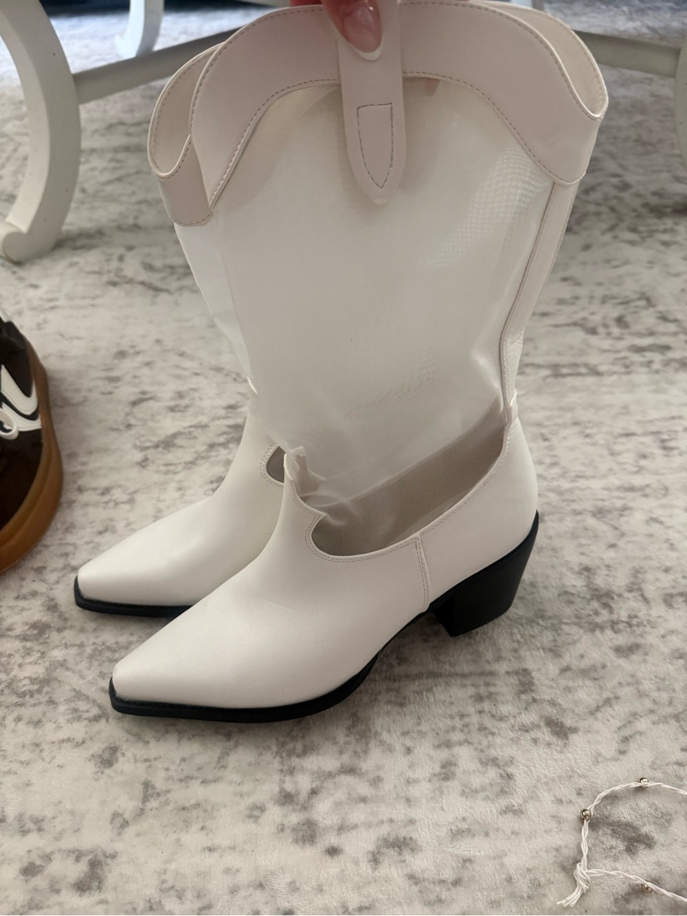 Lulu's White Pointed-Toe Mid-Calf Heeled Cowboy Boots